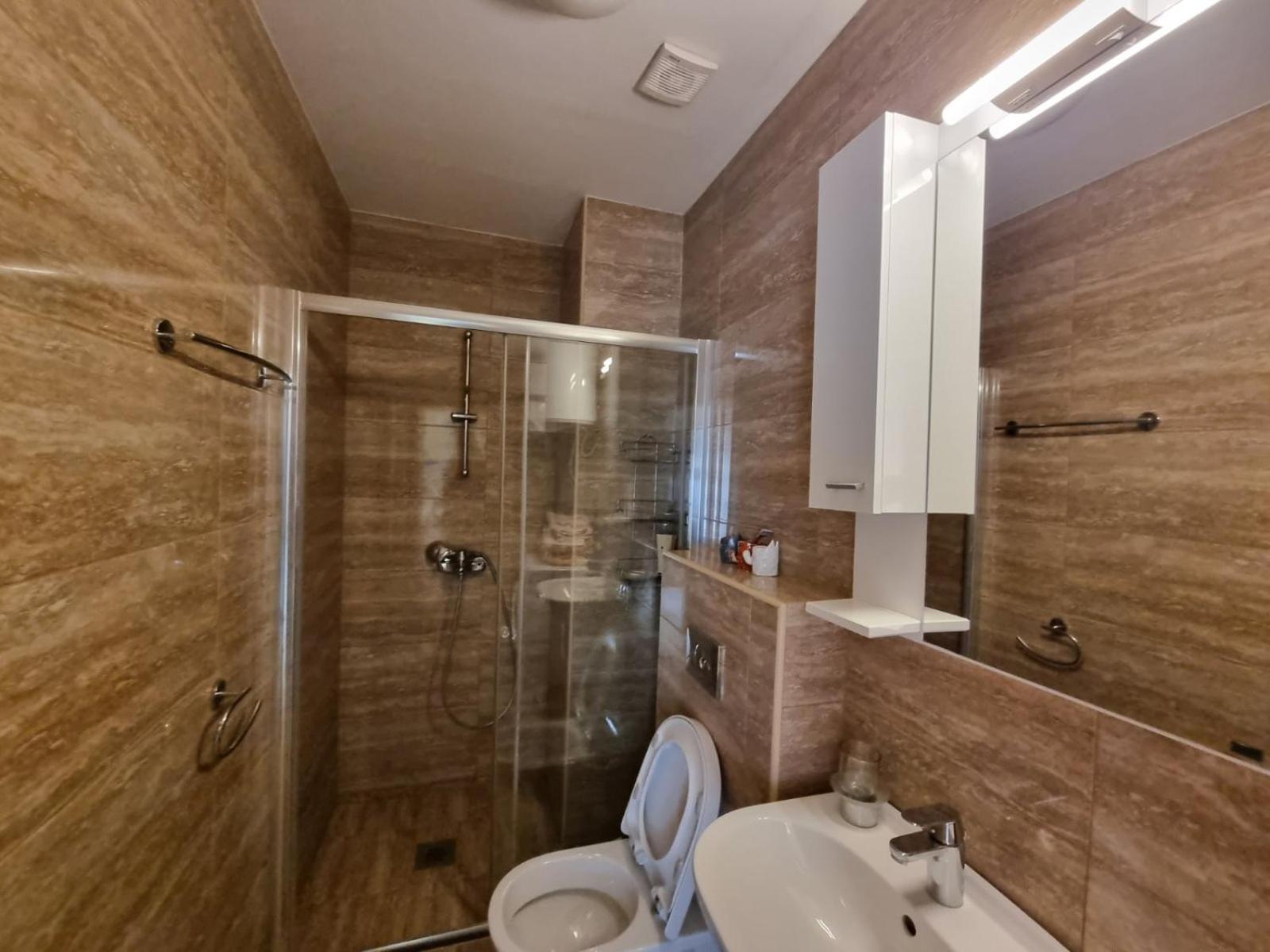 Becici -Lux Apartman Luaran gambar